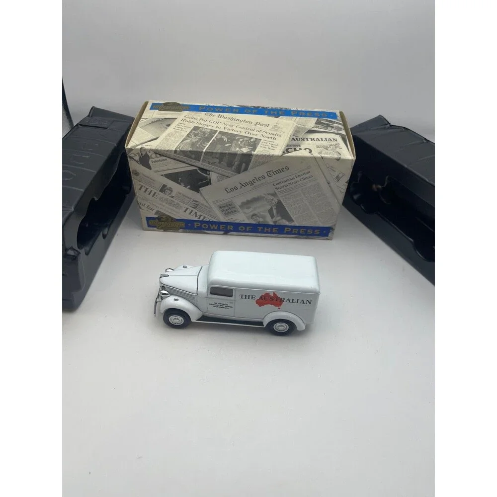 Matchbox Collectibles Australian Newspaper Van Diecast w/ Box 4.5